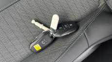 Peugeot 208 1.2 PureTech 100 Allure Premium + 5dr Petrol Hatchback